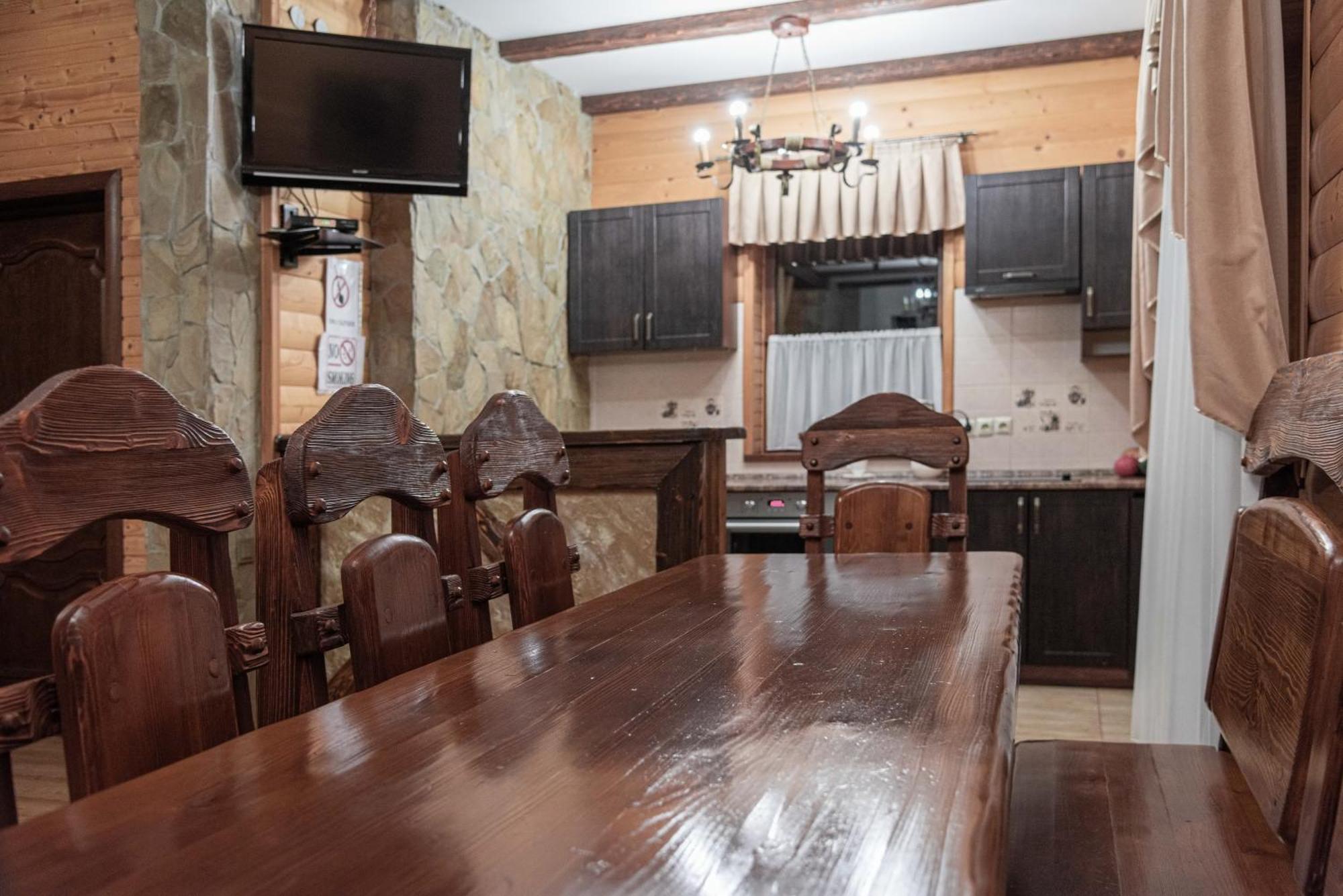 Aura Karpat Hotel Bukovel Ngoại thất bức ảnh